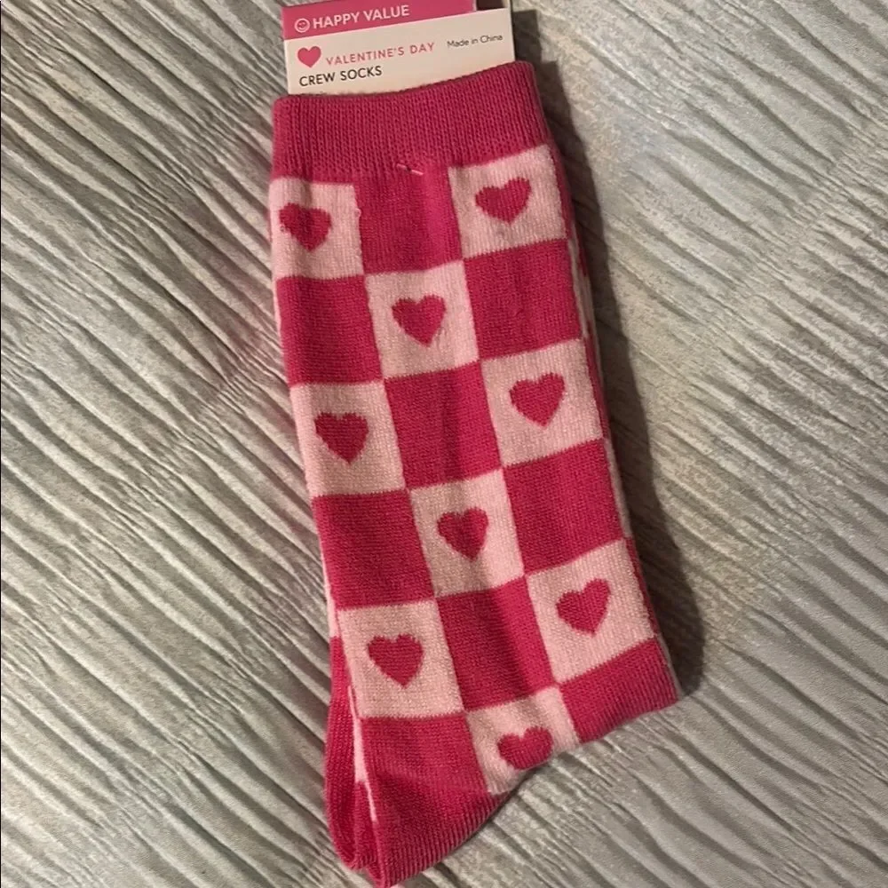 Pink Heart Checkered Crew Socks